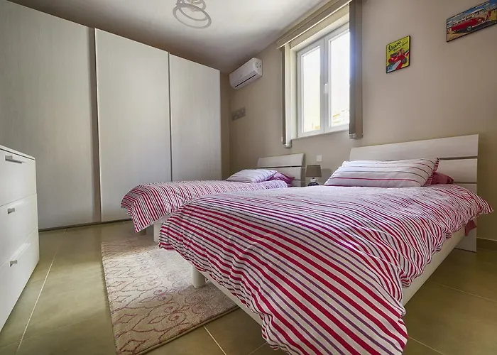 Hemda No 3 Prázdninový dům Birbuba